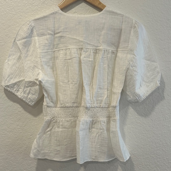Current Air White Short Sleeve Twist Detail Blouse - Picture 5 of 9